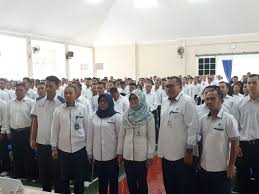 Setelah tes, disuruh pulang, nanti pengumuman diterima/lulus atau nggaknya diumumin di grup facebook blk bekasi kemnaker ri atau fan page blk bekasi kemnaker ri di pengumuman itu ada 19 nama calon peserta, dengan rincian 16 orang lulus. Atasi Pengangguran Balai Latihan Kerja Bekasi Cetak Tenaga Kerja Kompeten Leyla Hana