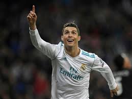 Celui de cristiano ronaldo, soit 4,8m€ bruts par mois d'après les. Cristiano Ronaldo Plus Qu Un Ballon D Or Une Multinationale Challenges