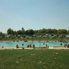 Confronta le offerte delle diverse compagnie ferroviarie e scegli quella che più si adatta alle tue esigenze. Piscina Termale Parco Tivoli Piscina In Villalba Di Guidonia Roma