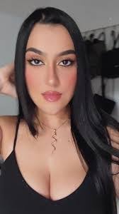 Barbara Nuzzo's Instagram, Twitter & Facebook