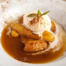 Calda De Banana Caramelada Para Sorvete Receita De Banana Flambada Com Sorvete Pilotando Fogao Receita Receitas Com Banana Ideias Receitas