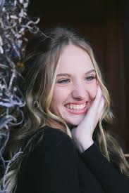 Experienced model seeking photographer collaborations