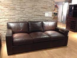Entdecken sie hier unsere umfangreiche kollektion an bequemen sofas und mehr! Axis Leather Sofa From Crate And Barrel Love Must Have Crate And Barrel Axis Sofa Leather Sofa
