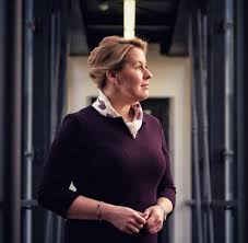 This choice replaces the horror of the moment with the wonder of the miracle to come. Franziska Giffey Spd Wenn Im Lehrplan Das Thema Holocaust Vorgesehen Ist Dann Darf Es Keine Kompromisse Geben Welt