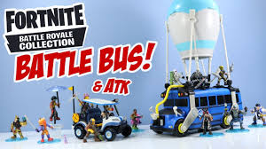 Fortnite battle bus display in walmart | llama, skull trooper & cuddle leader. Fortnite Toys Battle Bus And Atk Battle Royale Collection Moose Toys Youtube