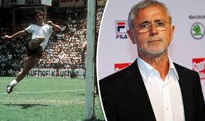 With 277 goals now, behind only müller's 365. Dementia Strikes German Football Great Gerd Muller World News Express Co Uk