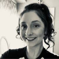 Colleen Crowe's Instagram, Twitter & Facebook