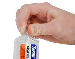 It can kill more than 75 different pests including ants, mosquitoes, spiders, cockroaches, bed bugs, ticks, and fleas, etc. What S The Best Pet Safe Ant Killer 3 Pet Friendly Ant Killers That Work