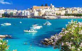 Envie de créer un voyage sur mesure ? Les Plus Beaux Villages Des Pouilles Italie Donatello