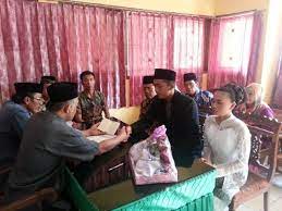 Kamu bisa on time, belom tentu orang lain bisa. Inilah Prosedur Undang Penghulu Untuk Proses Akad Nikah Di Luar Kua Mulai Dari Dokumen Yang Diurus Hingga Biayanya