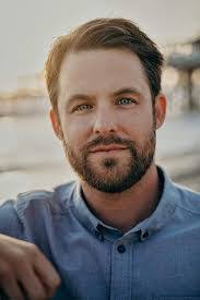 Aaron Lieber's Instagram, Twitter & Facebook