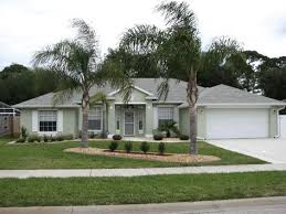 Jul 10, 2020 · for a modern or art deco house, bright lime green can add pizazz. 10 Exterior Paint Colors For Florida Stucco Homes Ideas Exterior Paint Colors Exterior Paint Stucco Homes
