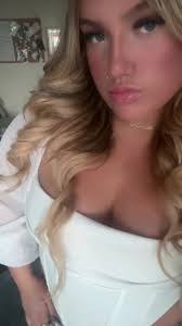 Cody Leigh's Instagram, Twitter & Facebook