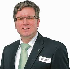 Historisches Klima-Urteil Die Uni kauft ein Modehaus