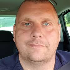 Jeg har fået indhentet tilbud på skift af tandrem i en Ford Fiesta 1,0  Ecoboost. En autoriseret ford værksted skal have 17.000kr. hvor de andre  værksteder kun skal have 7.000