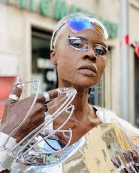 BTS of Ava 2040 She is strong-willed, energetic, and optimistic of a better  future. Her wardrobe is made up of smart accessories and natural elements  from this world. In so much awe