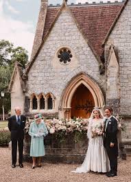 Harry, who was one of eugenie's meghan's pregnancy was announced three days after eugenie and jack's wedding, so with all eyes on that, after the honeymoon the newlyweds. Kate Middleton Prince William And More Members Of The Royal Family React To Princess Beatrice S Wedding Vogue Australia