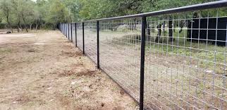 Pictures Of Cattle Panel Fencing Or Livestock Fencing Austin Tx Cattle Panel Fence Cattle Panels Livestock Fence