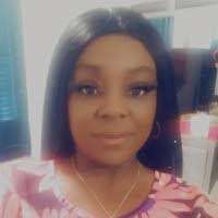 Shardae Smith's Instagram, Twitter & Facebook