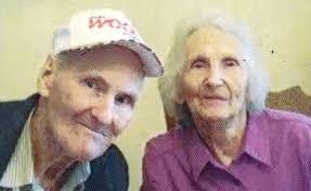 Barbara Munn's Instagram, Twitter & Facebook