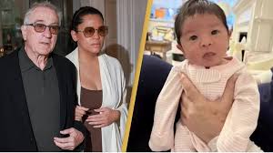 Robert De Niro's girlfriend Tiffany Chen suffered 'complications' after giving birth to their daughter - News - UNILAD