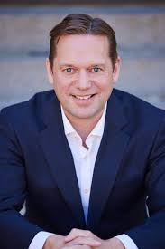 Selvfølgelig skal en transkønnet mand ikke kunne afsone sin fængselsstraf i  et kvindefængsel! Heller ikke selvom han har foretaget et juridisk  kønsskifte til kvinde. Derfor er jeg meget glad for Højesterets dom