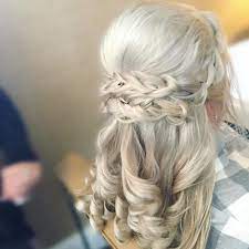 The Most Elegant Mother Of The Bride Hairstyles You Ll Ever See Mother Of The Groom Hairstyles Mother Of The Bride Hair Bride Hairstyles