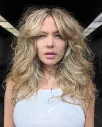 Jennifer Denker's Instagram, Twitter & Facebook