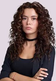 Elnézést a képismétlésekért, de Sirin amint meglátta a temetőben, hogy  mindhárman meghaltak, azt a riadt teikntetet nehéz felejteni. Ezek szerint  nem tudta... :(