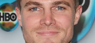 TELEVISION: Green Arrow finds lead actor