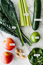 When most people think of juice they think of fruit, but that's not the only juice out there. Best Green Juice Recipe Downshiftology