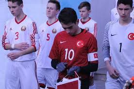 Kariyer sayfasında eyüp akcan isimli futbolcunun sezon bazında takımının yer almış olduğu turnuvalardaki maç, gol, asist, sarı kart, kırmızı kart, oyuna girme, oyundan alınma. Marmara Futbol Akademi Gonderiler Facebook