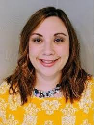 Alumni Spotlight — The 2000's Alumni Spotlight: Chrissy Bortz '03 Chrissy  Bortz attended Pitt-Greensburg from which she grad