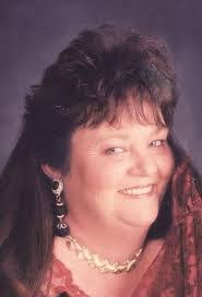 Delores Robertson's Instagram, Twitter & Facebook