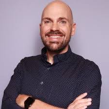 Aaron Templar's Instagram, Twitter & Facebook