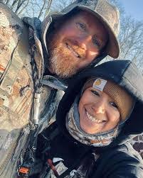 Ken Eason's Instagram, Twitter & Facebook