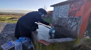 Maybe you would like to learn more about one of these? Istanbul Da 30 Saatlik Su Kesintisi Oncesi Su Telasi Sektor 16 Haberleri