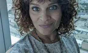 Kiana Walker's Instagram, Twitter & Facebook