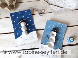 Aus Eierkartons Pappe Farbe Und Zeitung Lassen Sich Tolle Schneemanner Bauen Als Winterbild Collage Oder Winterliche Deko Das B In 2020 Gift Wrapping Gifts Winter