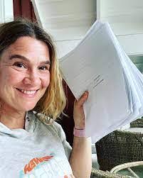 Elizabeth Chiles's Instagram, Twitter & Facebook