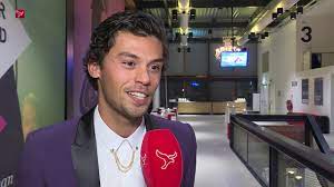 Tijdens het wk in australië duelleerde hij met olympisch kampioen dorian van rijsselberghe om één startbewijs voor de olympische zomerspelen 2020 die hij na zijn. Kiran Badloe Uit Lelystad Gekozen Tot Zeiler Van Het Jaar Youtube