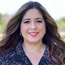 Karen Waltrip's Instagram, Twitter & Facebook