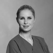 Marie Elise's Instagram, Twitter & Facebook