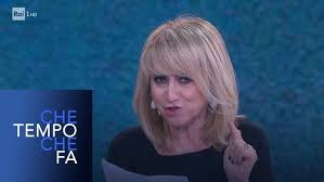 Ascoltate video leggi l'articolo completo: Luciana Littizzetto Si Scaglia Contro Il Titolo Omofobo Di Libero Che Tempo Che Fa 27 01 2019 Youtube