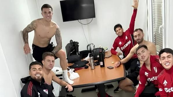 ?? El propio jugador lo confirmó y decidió rechazar la MLS para seguir en  River: "sigue en Cantilo" LINK A LA NOTA EN COMENTARIOS ?