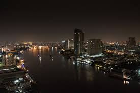 Bangkok, official name krung thep maha nakhon, is the capital of thailand and, with a population of over eleven million inhabitants, by far its largest city. Thailand Eine Rundreise Durch Bangkok