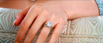 The Great Gatsby Movie Trailer Photos Synopsis The Great Gatsby Movie Gatsby Ring Engagement