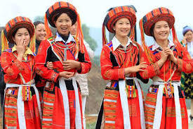 Following the communist takeover of laos in 1975, a large group of hmong refugees resettled in several western nations, mainly in the united states, france and australia. Hmong People In Vietnam