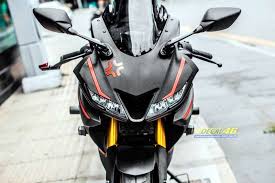 It consists of 155.1 cc engine. Yamaha R15 V3 Modified Around A Cartoon Character