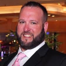 Mike Beets's Instagram, Twitter & Facebook